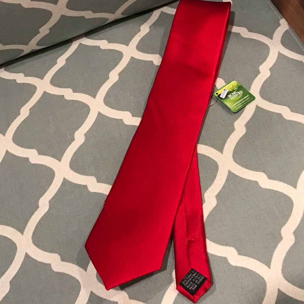 2/100 % silk ties